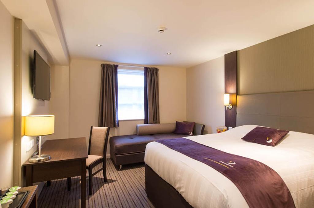 Premier Inn Southampton West Ower Zewnętrze zdjęcie