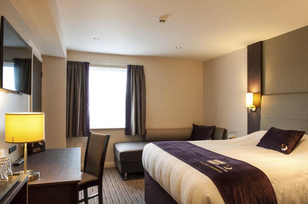 Premier Inn Southampton West Ower Zewnętrze zdjęcie