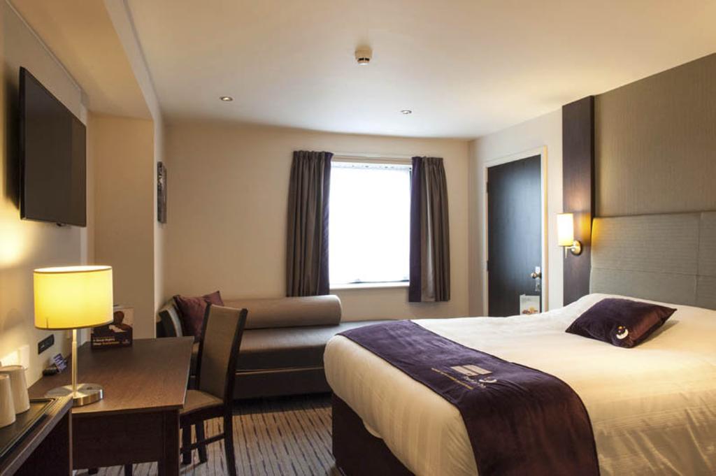 Premier Inn Southampton West Ower Zewnętrze zdjęcie